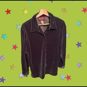 Dark gray Velvet blazer shirt.